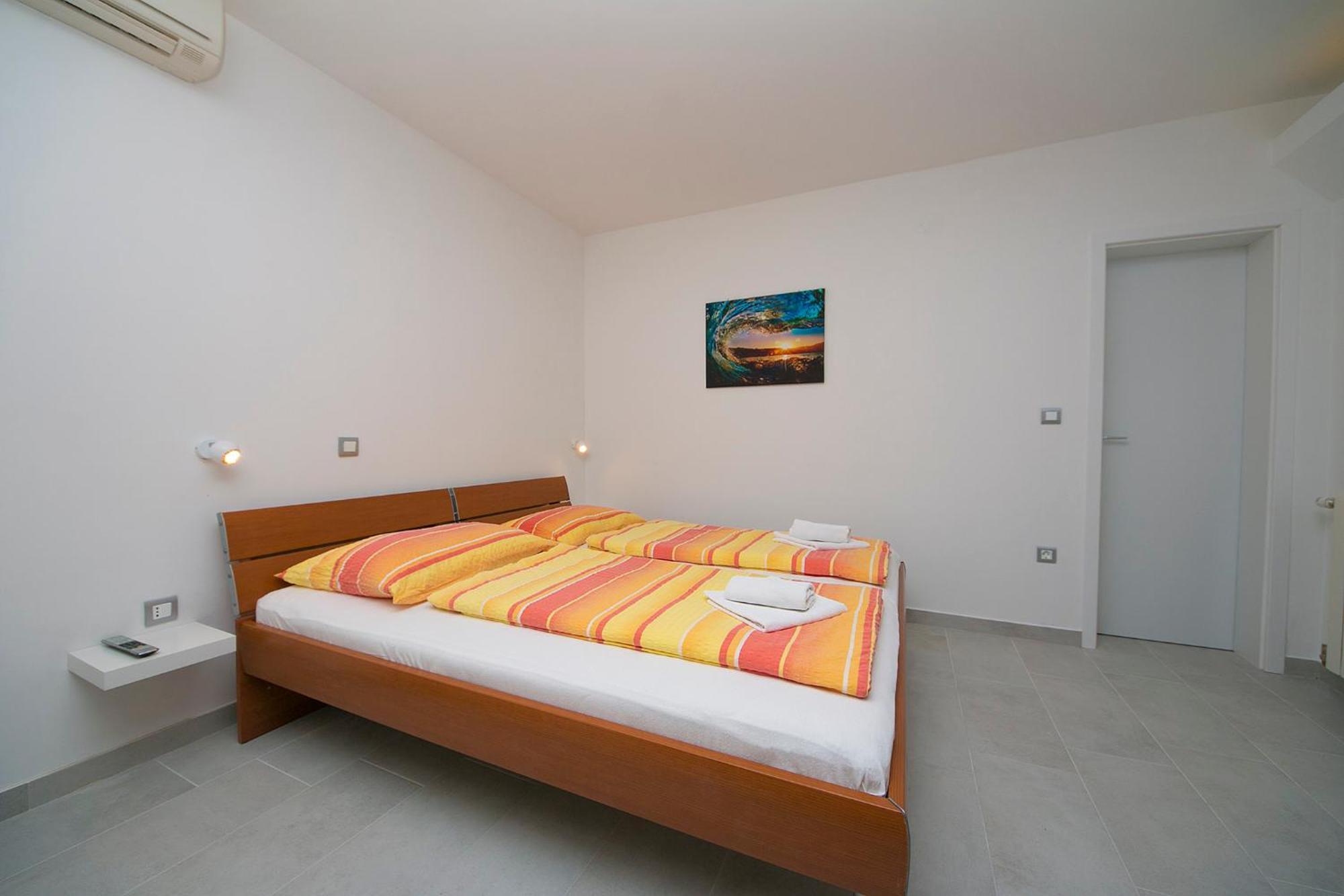 Adria Brela Apartments Habitación foto